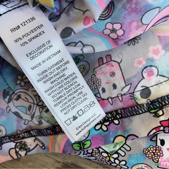 Koi tokidoki over the rainbow scrub top XS - Picture 8 of 8